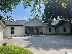 Building Photo - 2260 Nottingham Rd