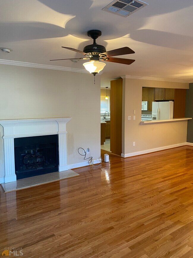 Foto del edificio - 503 Masons Creek Cir