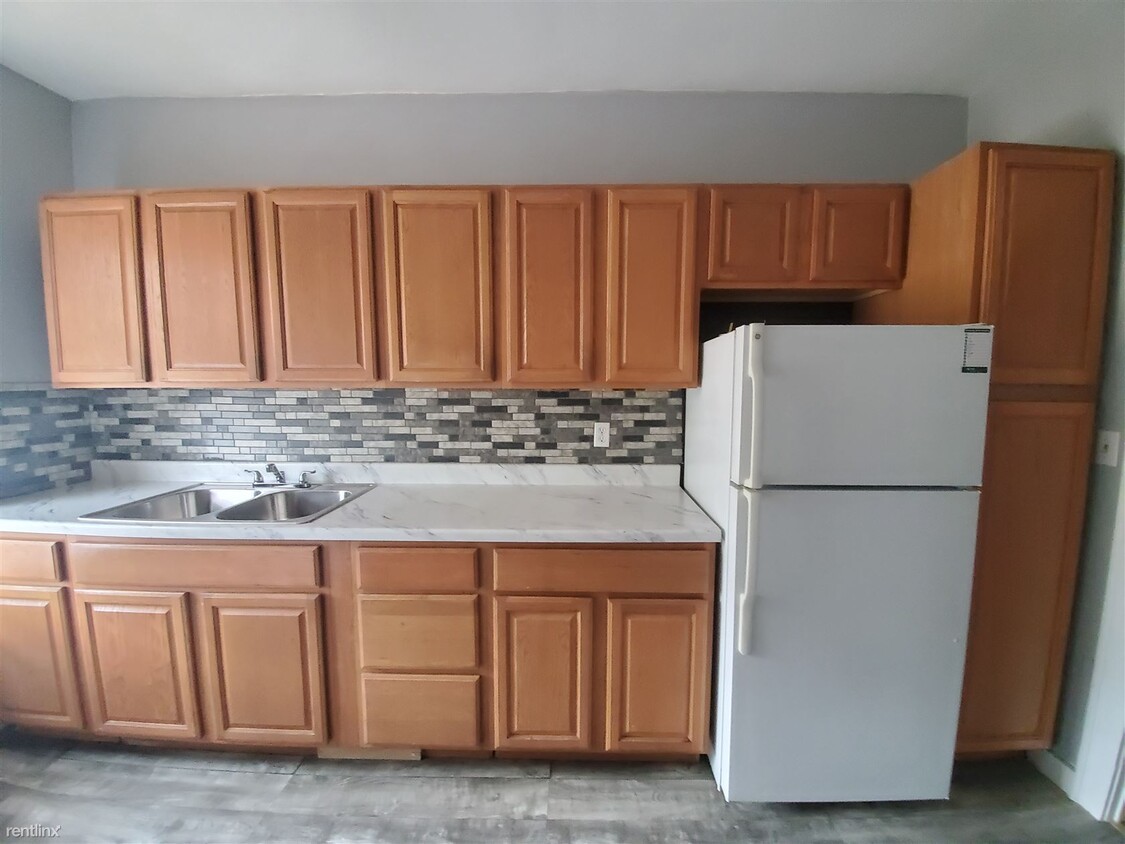 1 br, 1 bath - 831 Elm St B2 - 1 br, 1 bath  - 831 Elm St B2