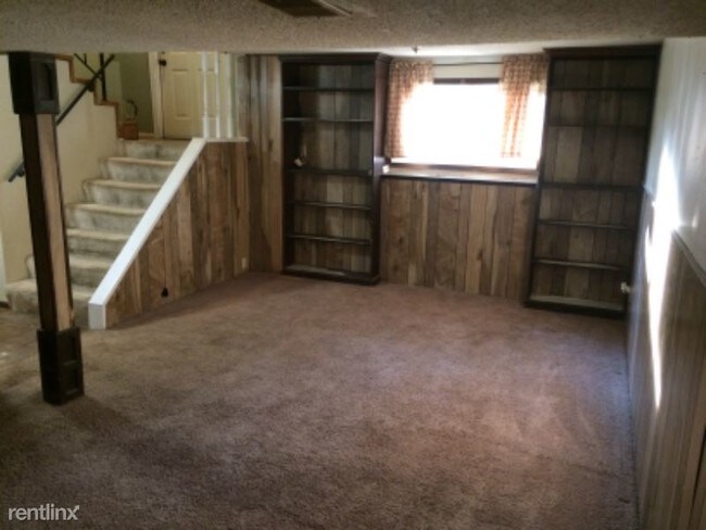 Foto del edificio - 3 br, 1 bath House - 1807 Oak street