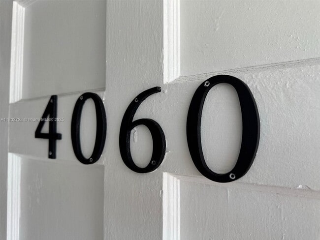 Foto del edificio - 4060 SW 6th St