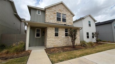 Building Photo - 2029 Woodlawn Wy