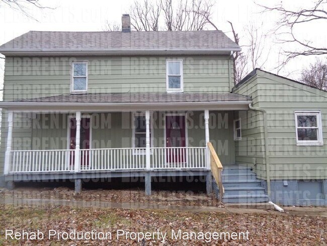 Building Photo - 5 br, 1.5 bath House - 2132 Garfield Ave