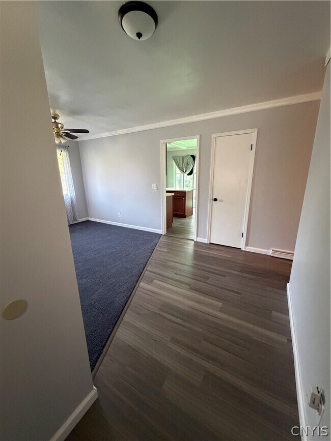 Building Photo - 107 Hadley Dr