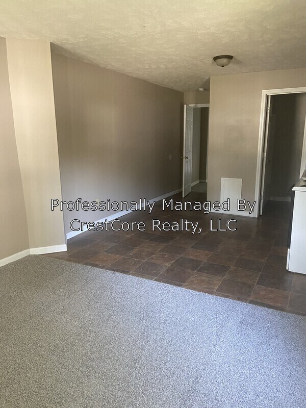 Foto del edificio - 313 Reynolds Ave