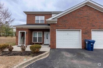 Building Photo - 301 S Dorsey Ln