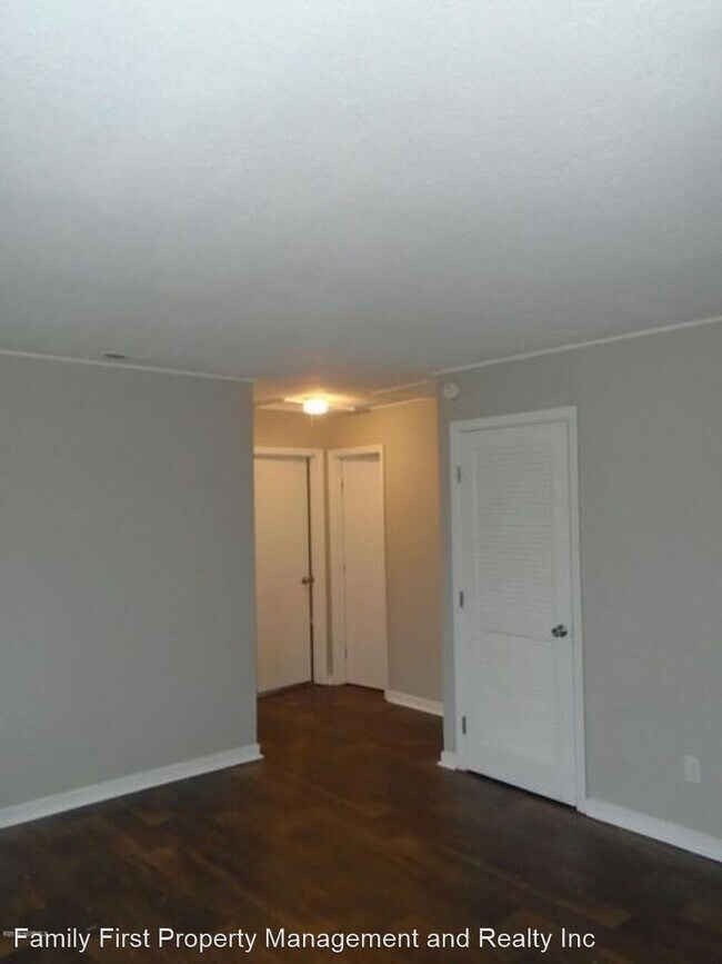 Foto del edificio - 2 br, 1 bath House - 1221 Davis Street