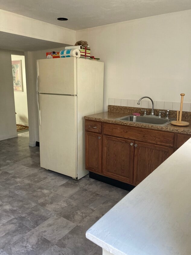 Foto del edificio - 44 Sandy Beach Rd