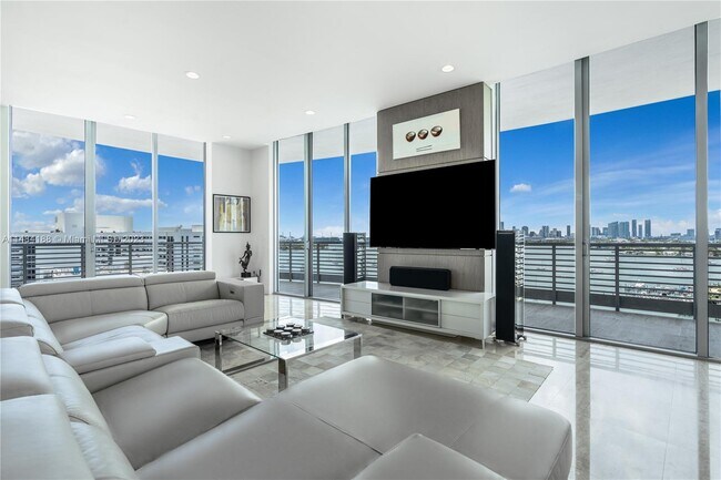 Foto del edificio - 1445 16th St