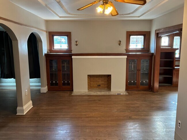 Foto del edificio - 2445 N 50th St