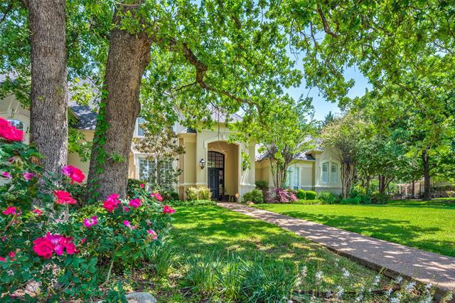 Foto principal - 921 Turnberry Ln