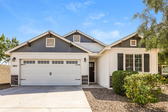 Building Photo - 3865 W Gaby Rd