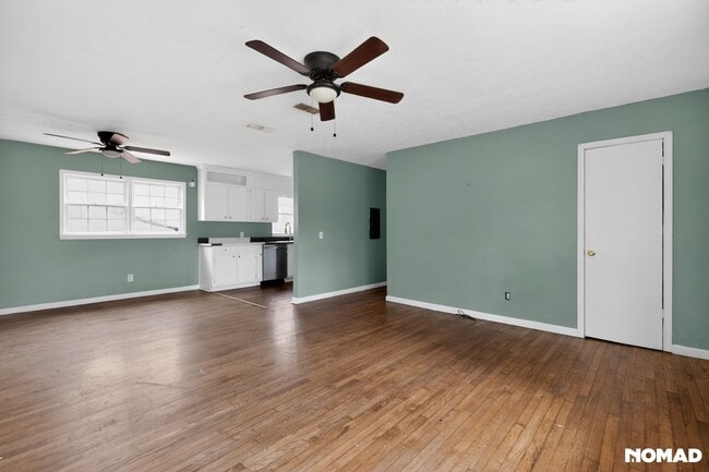 Foto del edificio - 1471 Stringer Rd