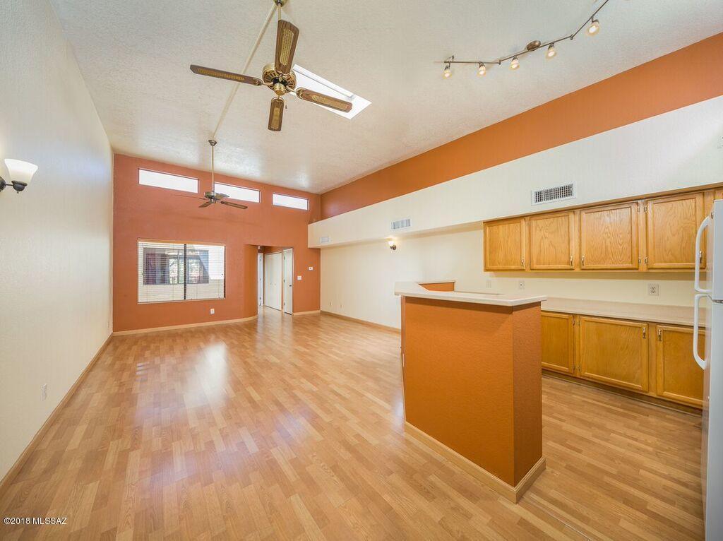 Primary Photo - 10161 E Chevelon St
