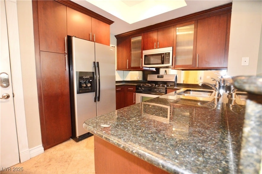 Foto principal - 270 E Flamingo Rd