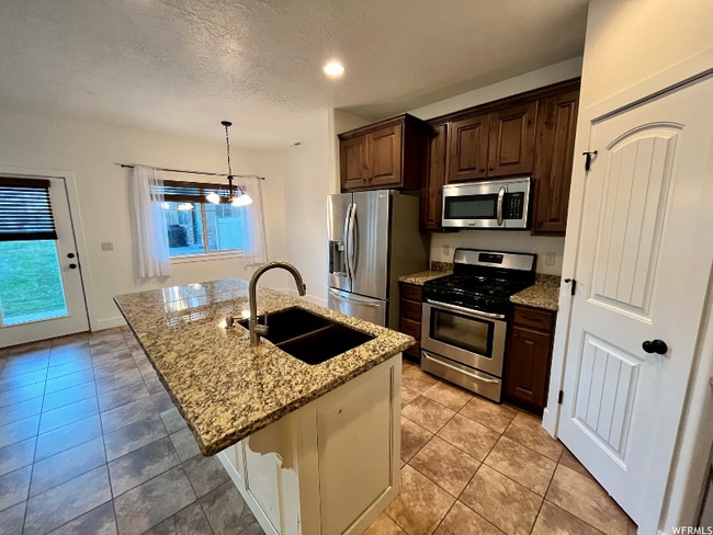 Building Photo - 828 S 1770 W