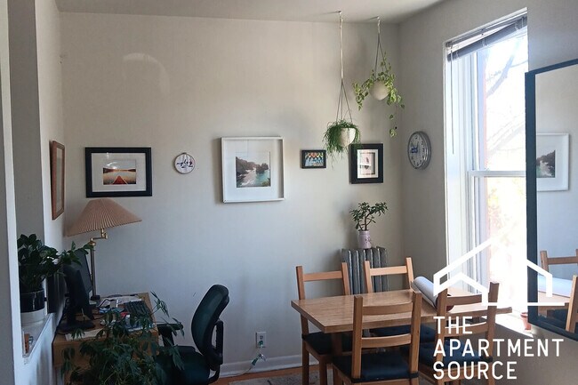Foto del edificio - 2907 N Mildred Ave