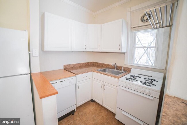 Foto del edificio - 2108 Pine St