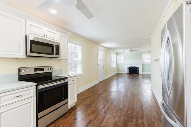 Foto del edificio - 207 N Beacon St