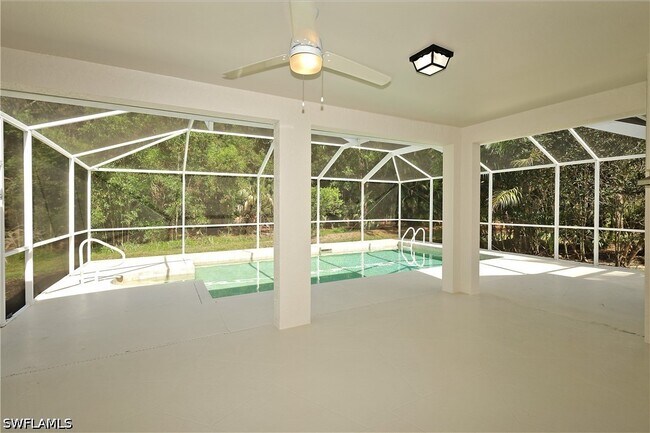 Building Photo - 32 Heritage Way