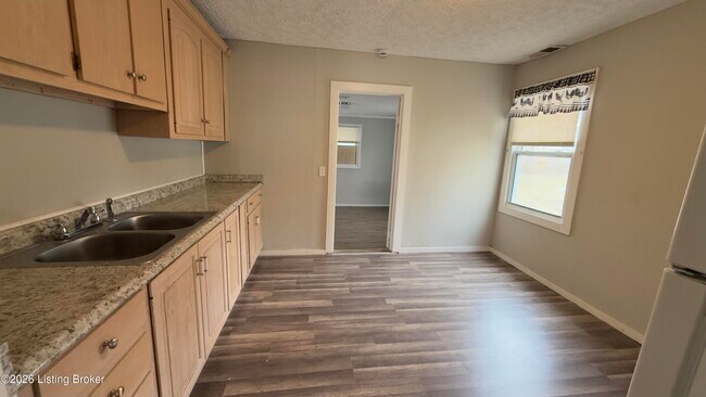 Foto del edificio - 214 Halcyon Rd