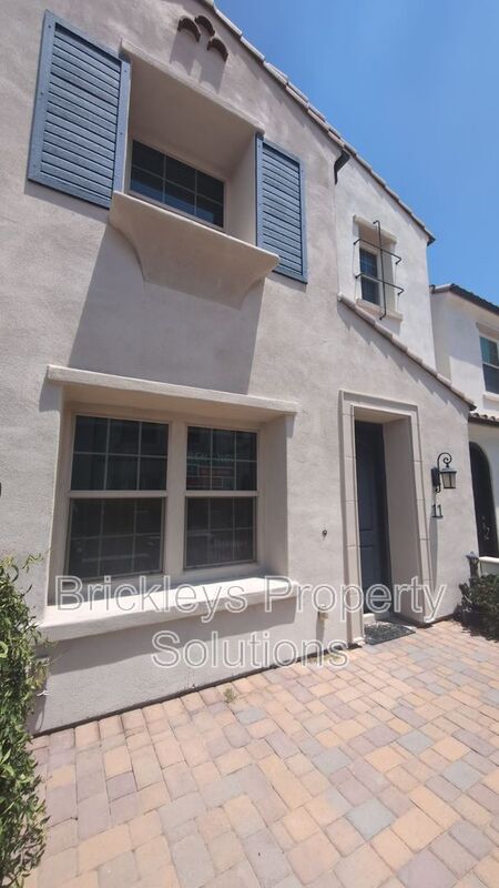 Foto del edificio - 2477 W Market Pl