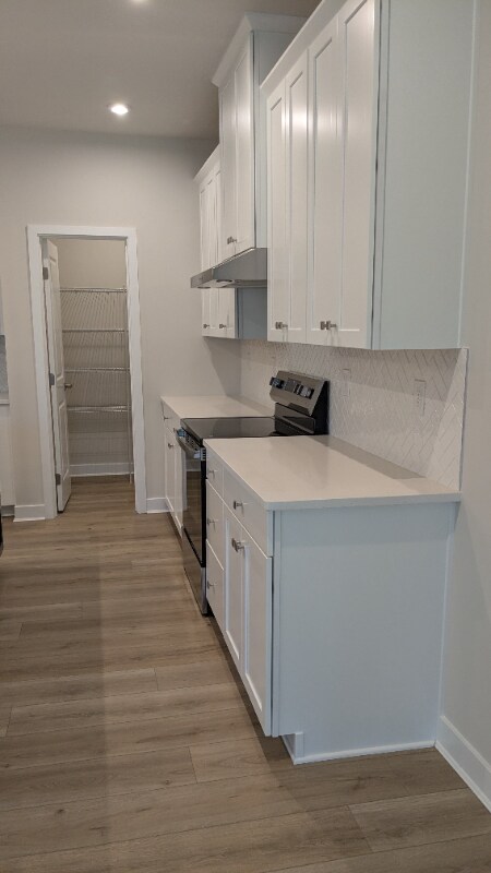 Building Photo - 136 Wood Land Ave