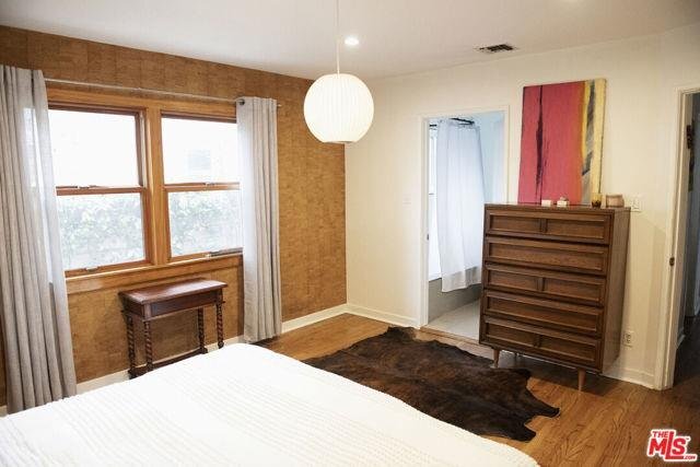 Building Photo - 14328 Albers Street, Los Angeles, CA 91401...