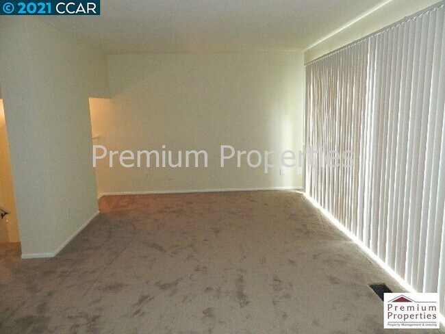 Building Photo - 509 Woodminster Dr
