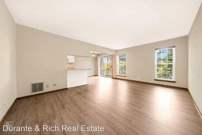 Building Photo - 3 br, 1.5 bath House - 83 St. Croix Court