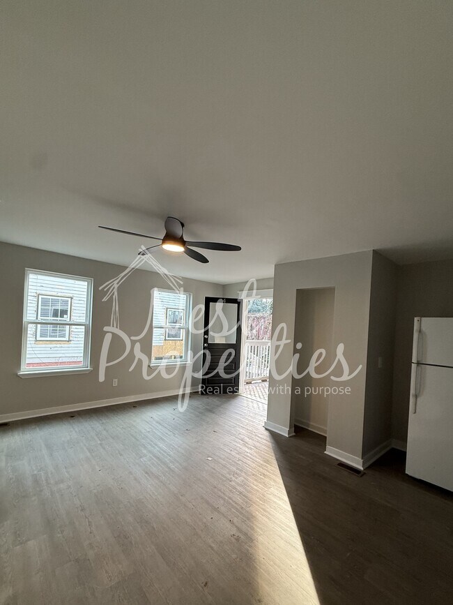 Foto del edificio - 233 E Cambridge Ave