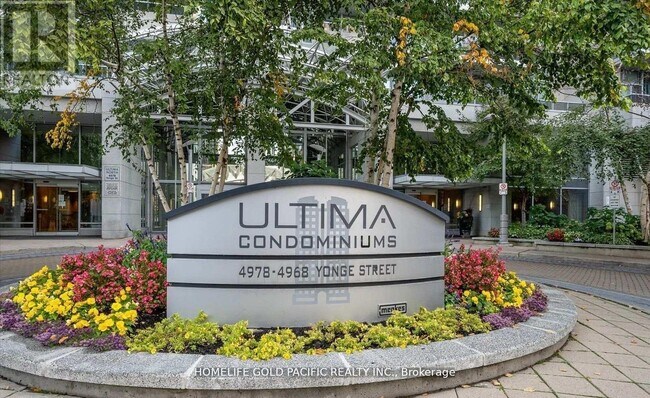 Photo du bâtiment - 4968 Yonge St
