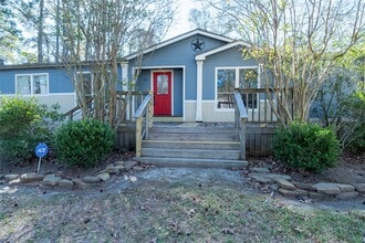 Building Photo - 18 County Rd 431