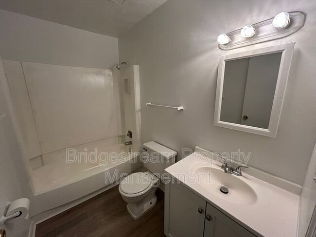 Foto del edificio - 955 Taylorsview Dr