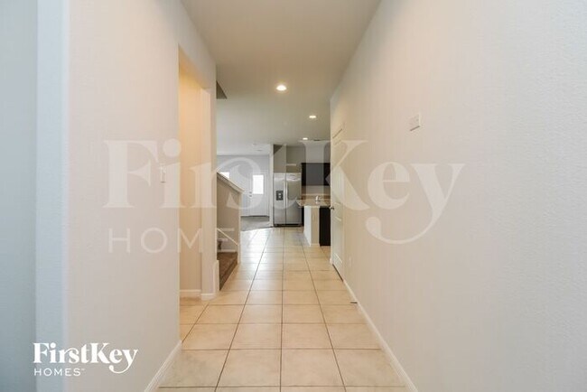 Building Photo - 10479 Ft Cibolo Trl