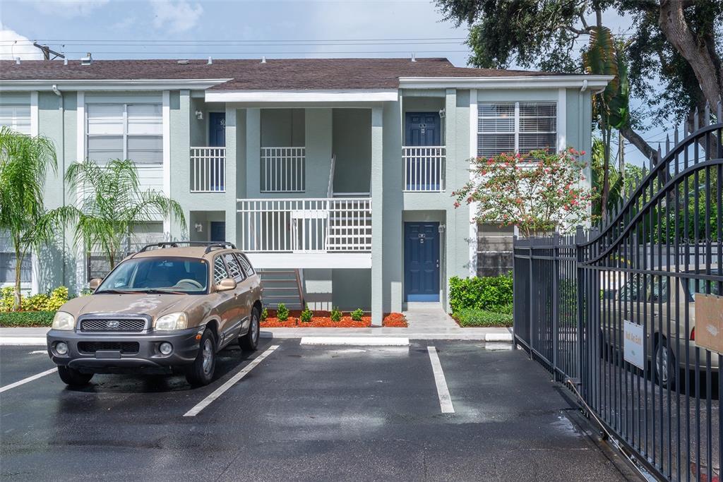 Primary Photo - 5440 S MacDill Ave