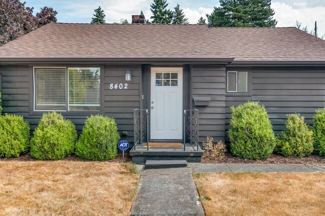 Building Photo - Beautifully Updated Highland Park Home | 3...