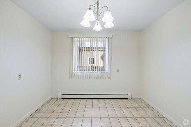 1 dormitorio, 1 baño - 900 pies cuadrados - Comedor - Willow Stream Apartments North
