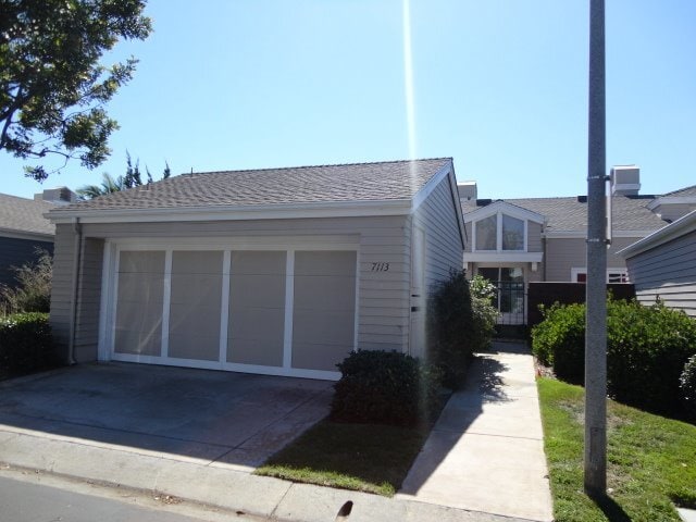 Building Photo - Charming 2-Bedroom Condo in the Heart of C...