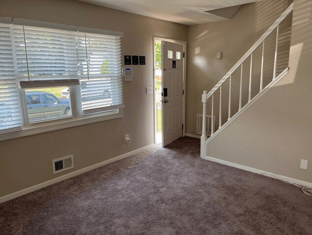 Building Photo - NOW AVAILABLE! - 200 2nd St, Middlesex, NJ...
