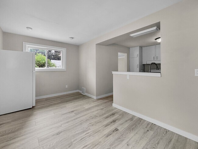 Foto del edificio - 2100 Dawson Ave NE