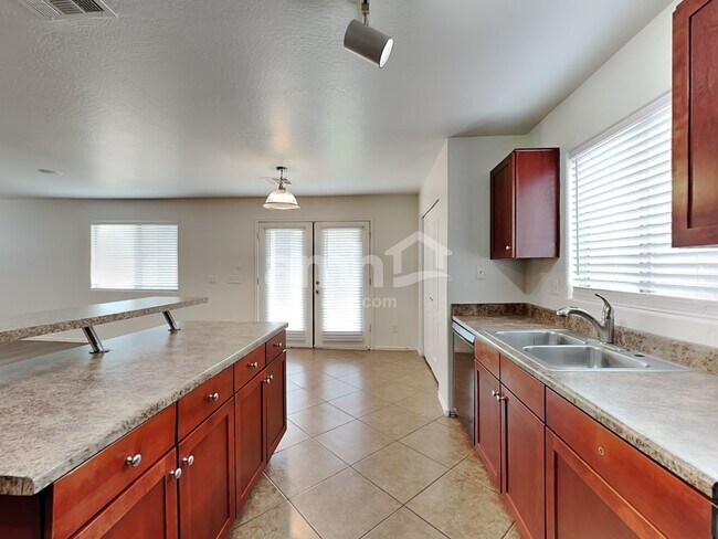 Foto del edificio - 9224 N 184th Ln