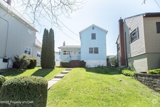 Building Photo - 807 S Irving Ave
