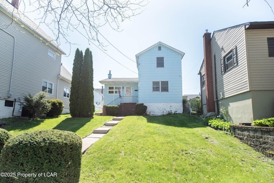 Foto principal - 807 S Irving Ave