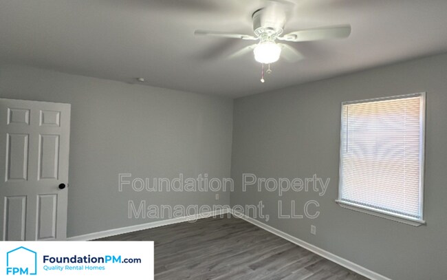 Building Photo - 3585 Millard Rd