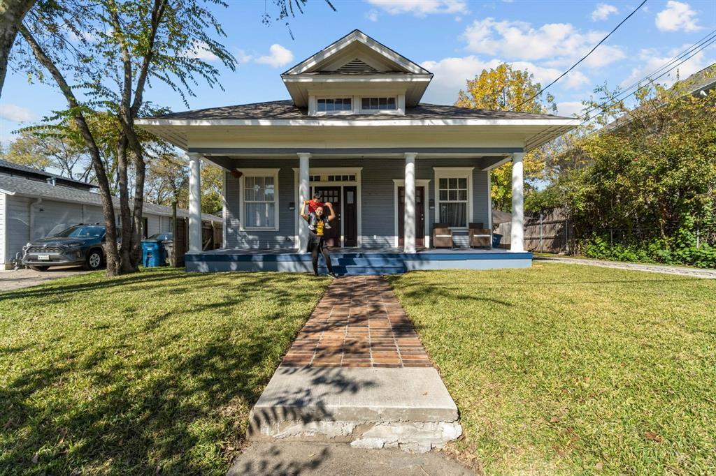 Foto principal - 4723 Worth St