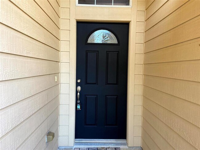 Foto del edificio - 7505 Misty Lake Ln