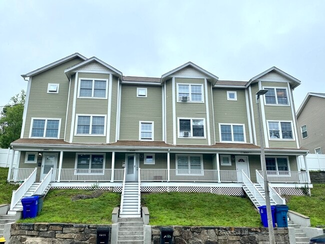 Photo - 2601 Washington St Townhome