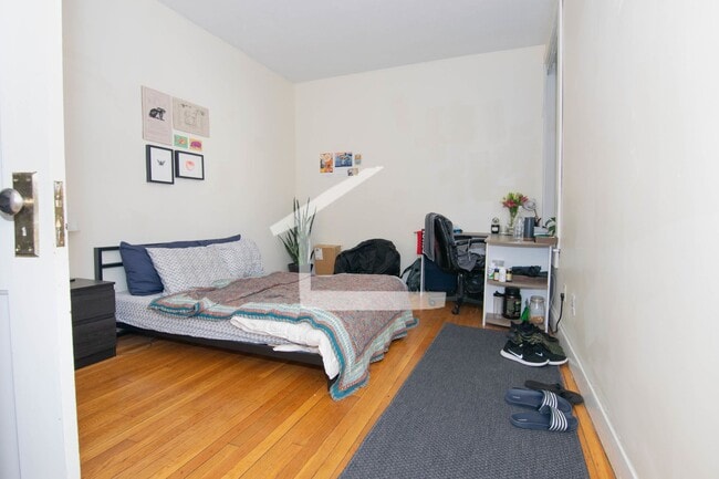 Building Photo - Perfect for BU Students - 5Bed/2 Bath in B...