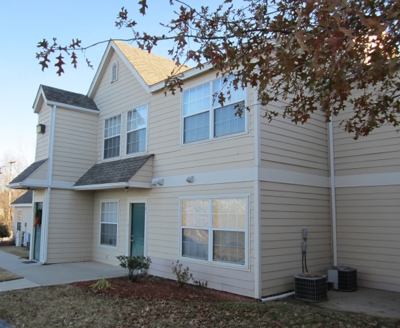 Primary Photo - Winding Creek Apartments